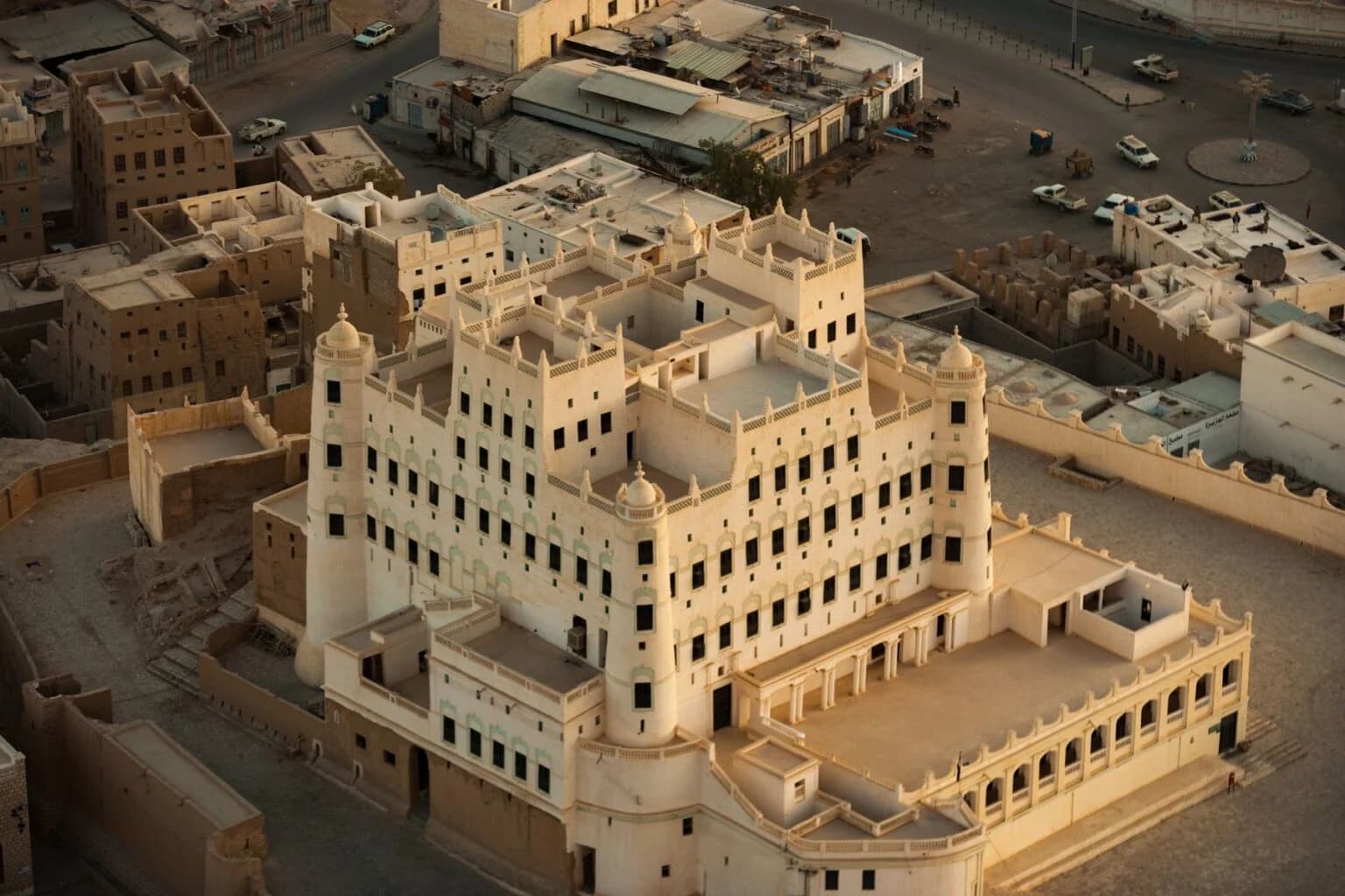 غرفة 2 image 3 in فندق المرجان